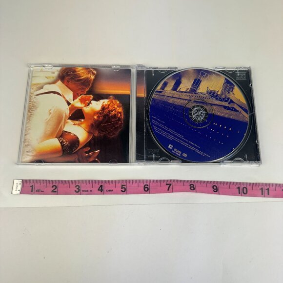 Vtg Titanic Movie‎ VHS Tape Box Set w CD Soundtrack w Collectible Poster from CD - Picture 10 of 10